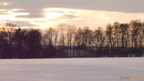 Fujifilm FinePix F300EXR: klame tělem