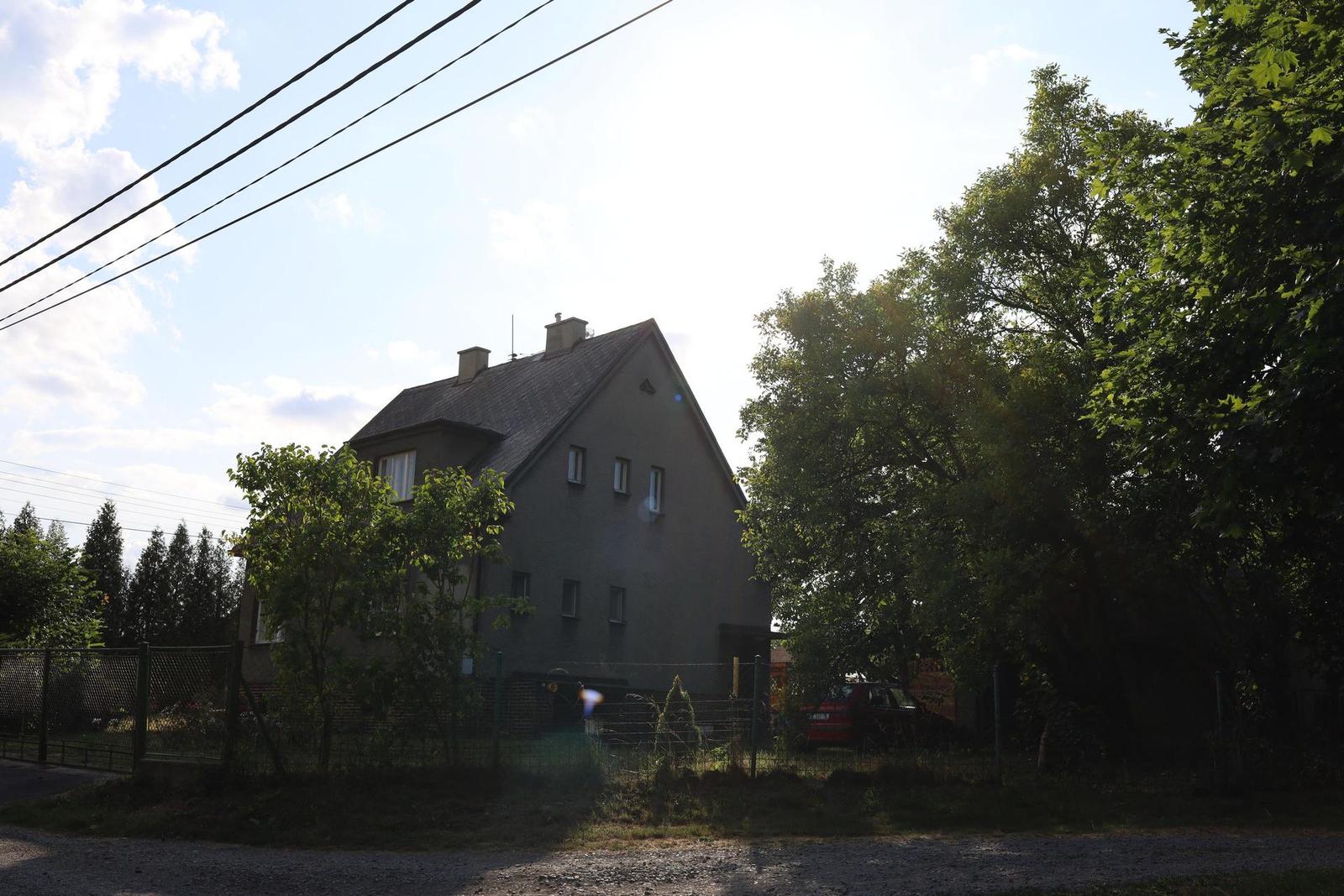 Canon EF 35mm f/2 IS USM