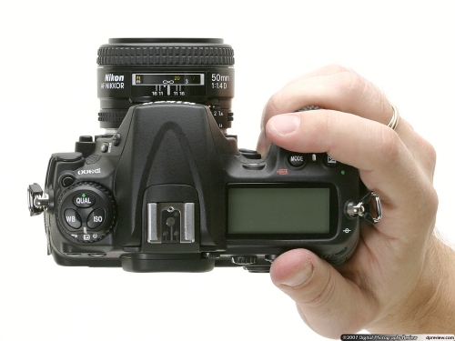 Nikon D300: překonává sám sebe