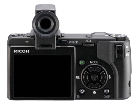 Ricoh Caplio GX 100: V davu se neztratí