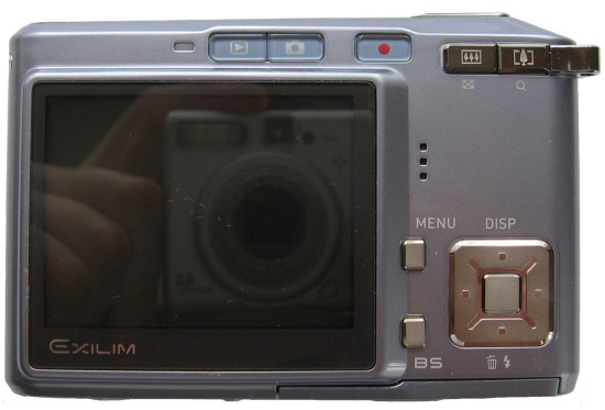 Casio Exilim Card EX-S600: Asijský plátek na fotografický způsob