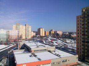 LG P710 Optimus L7 II: levných 8 mega