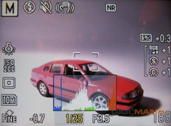 Olympus SP-570UZ: uspěje první 20× ultrazoom v testu?