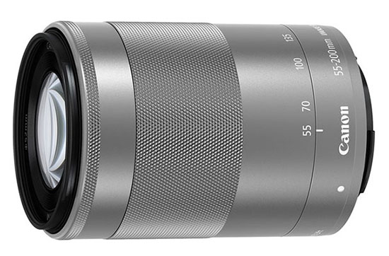 Malý Canon EOS M10 s Wi-Fi a výklopným LCD