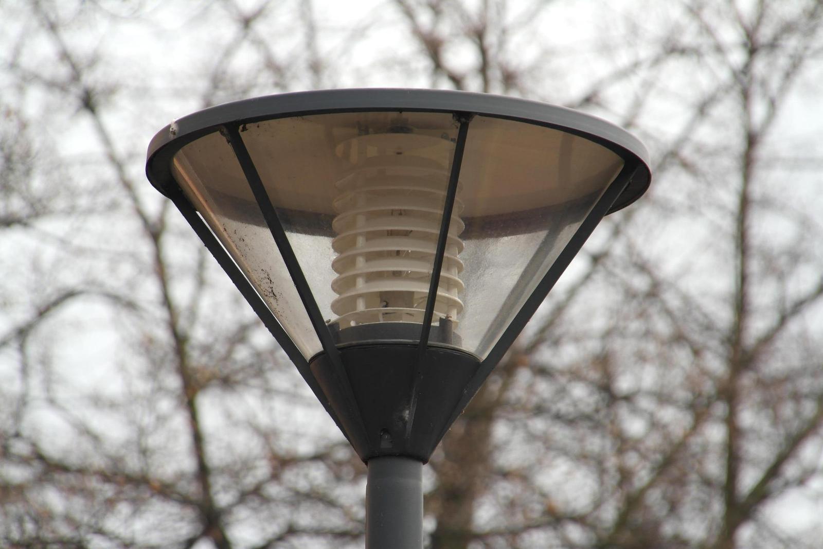 Samsung 18-200mm F3.5-6.3 ED OIS