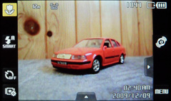 Samsung ST550: jedno LCD nestačí