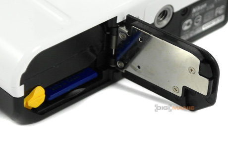 Nikon 1 V1: rychlejší než blesk