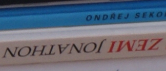 Sony Alpha A230: nejlevnější z nového trojlístku