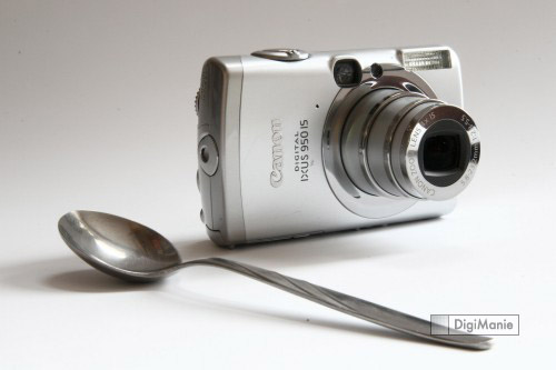 Canon IXUS 950 IS: důsledek evoluce