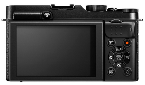 Fujifilm uvádí X-M1 s novým setovým objektivem