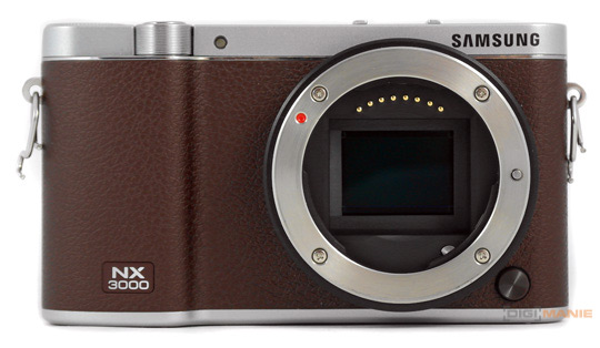 Samsung NX3000: levně se stylem