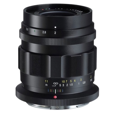 Cosina představila další objektivy pro Nikon Z a Fujifilm X 