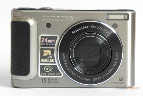 Samsung WB1000: fotoaparát s přístrojovkou