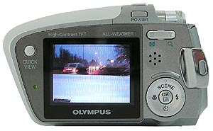 Olympus µ-mini Digital: Chci jen snímek vyfotit a jít!