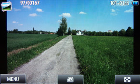 Samsung NX300: spousta kroků vpřed, jeden vzad