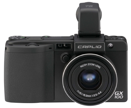 Ricoh Caplio GX 100: V davu se neztratí