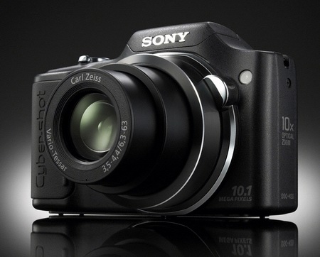 Sony představilo nový ultrazoom Cyber-shot H20
