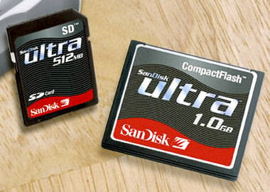 Rychlé CompactFlash a jiné novinky z PMA 2003