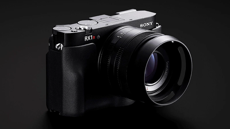 Sony Cyber-shot RX1R III má 61MPx full frame čip a pevný EVF