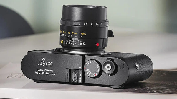 Leica M11-D přichází s 60MPx snímačem a bez zadního displeje