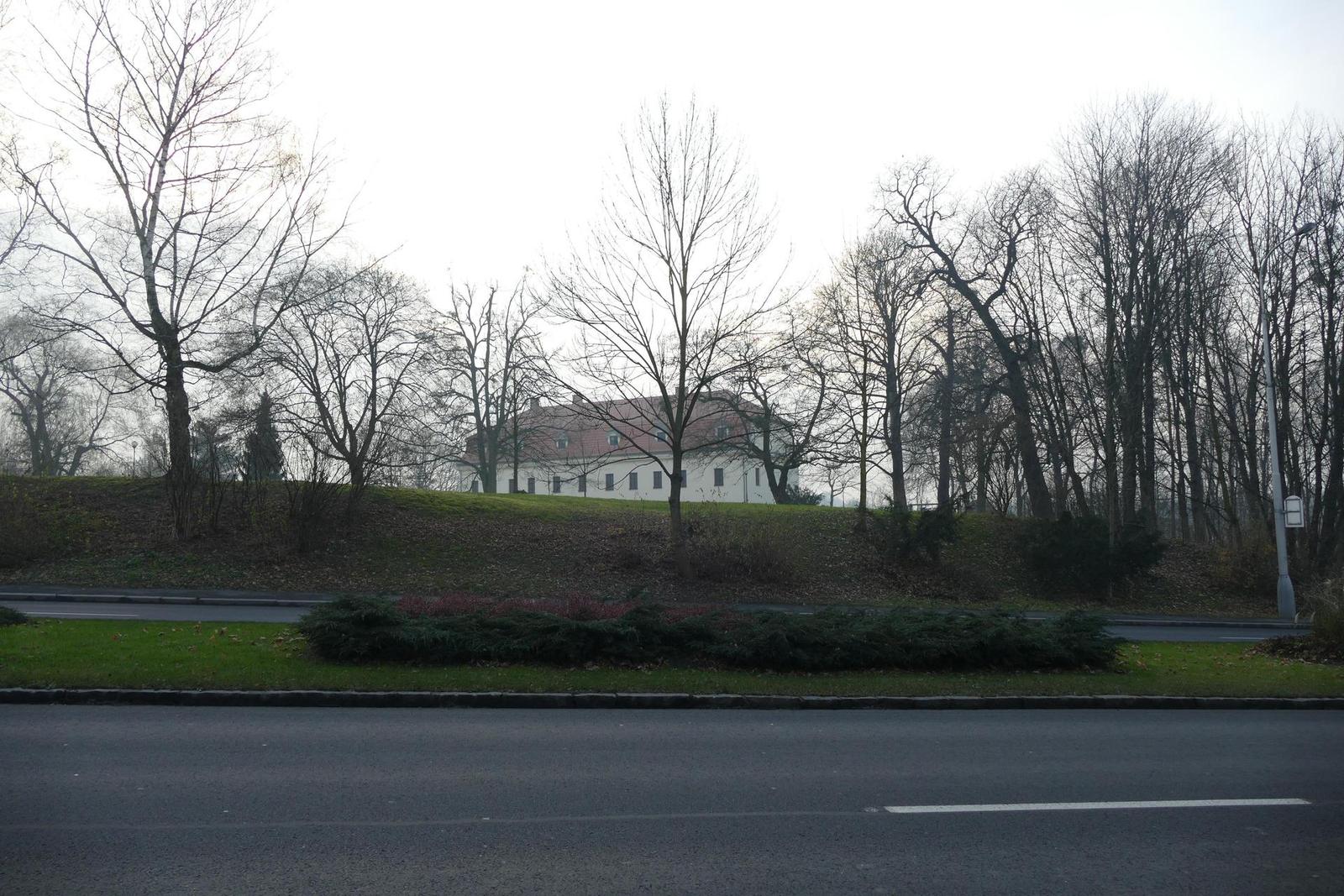 Panasonic Lumix FZ1000: legenda je zpátky