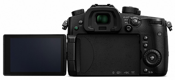 Panasonic Lumix GH5 přináší 4K/60p video i rychlejší DFD ostření