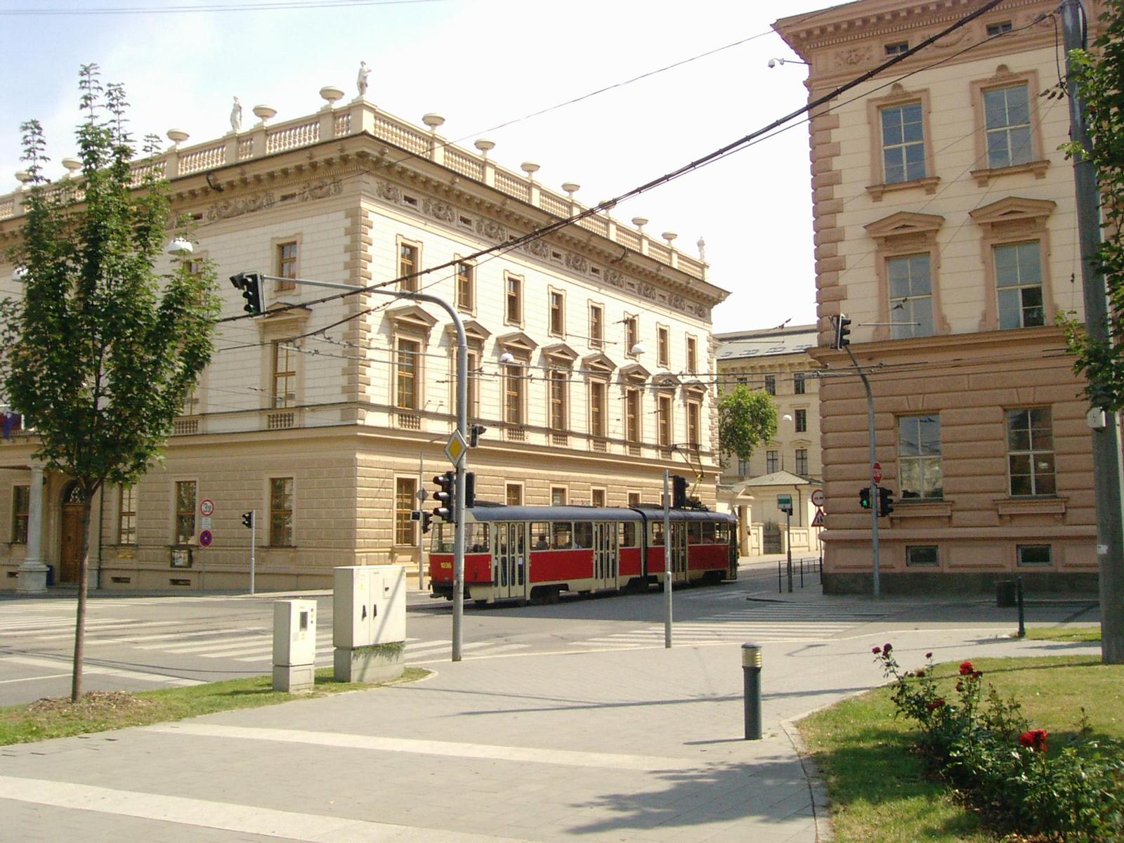 DiGICAM Aosta AX330C: nově již s CCD a AF