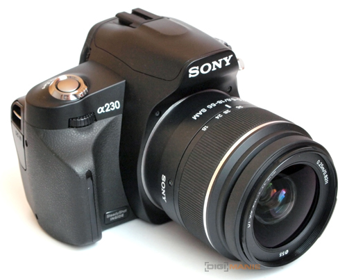 Sony Alpha A230: nejlevnější z nového trojlístku