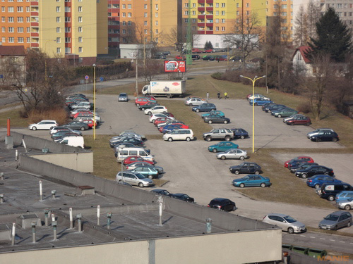 Sony Cyber-shot W570: jde to i s 16 megapixely