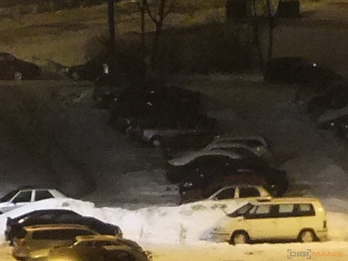 Fujifilm FinePix F300EXR: klame tělem