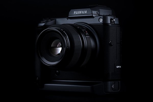 Fujifilm uvádí GFX100 IR s infračerveným snímáním a 400MPx multiexpozici