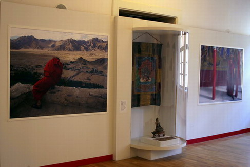 Brněnske výstavy: Barvy Indie a Obrazové reality