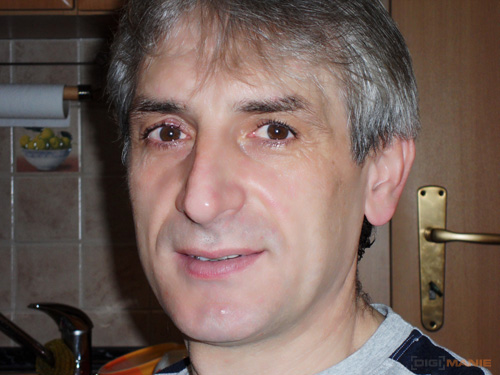 Samsung ST550: jedno LCD nestačí