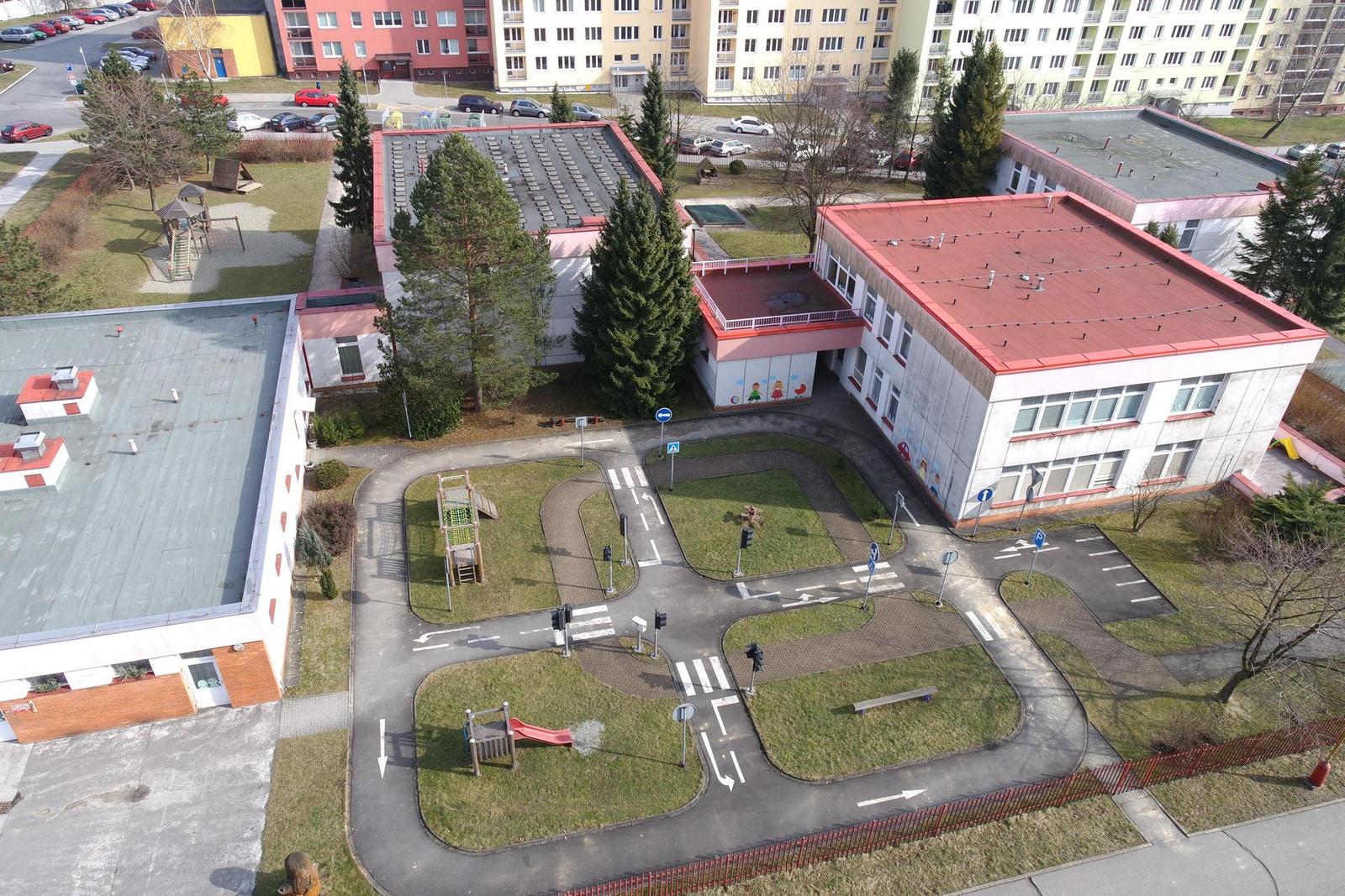 Samsung NX-M 9-27mm F3.5-5.6 OIS