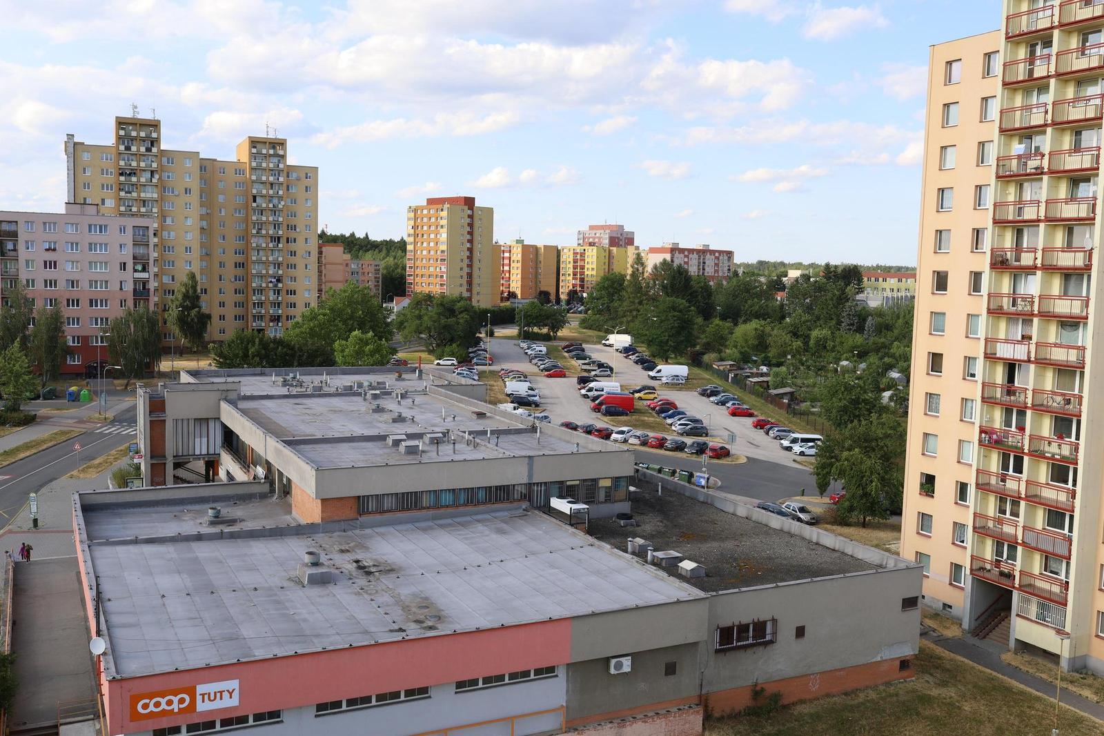 Canon EF 35mm f/2 IS USM