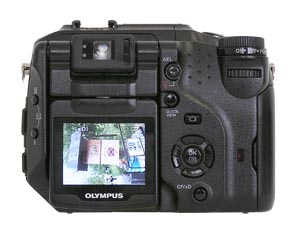 Olympus Camedia C-5060: Kompakt se širokým okem