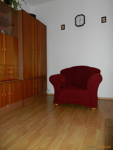 Nikon Coolpix S9100: rudý bojovník