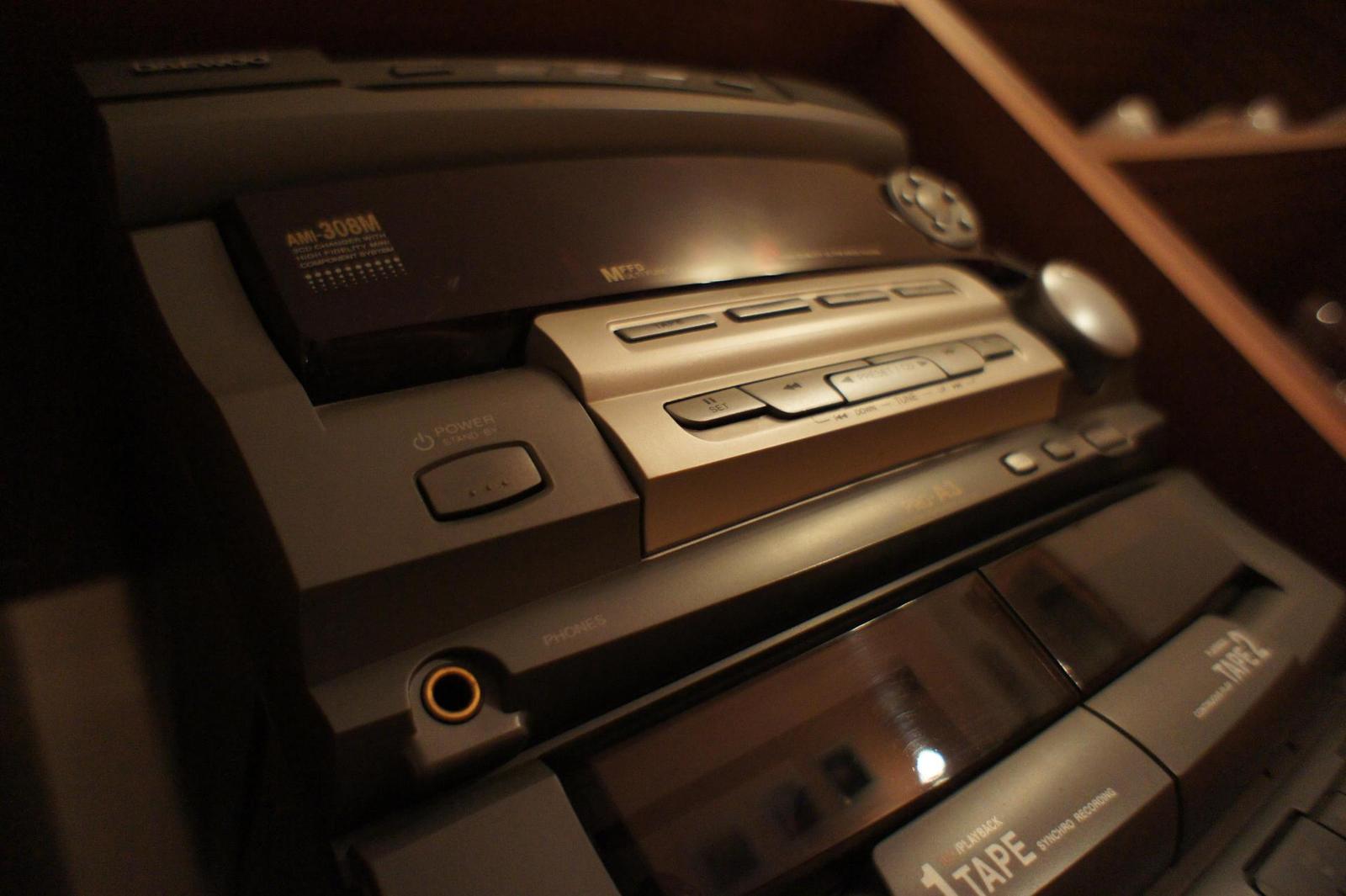 Sony NEX-5: netradiční minimalista