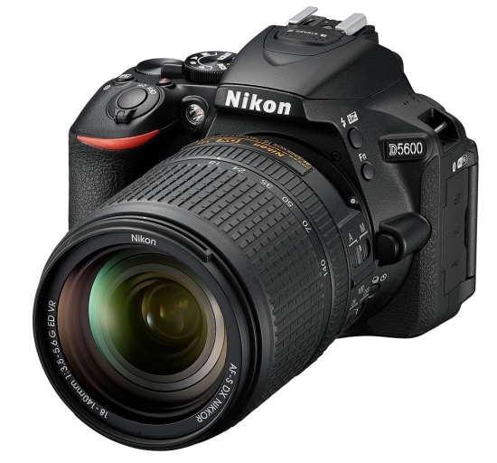 Zrcadlovky Nikon D3400 a D5600 dostávají nové firmwary