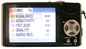 Panasonic DMC-FX7: Kolibřík nabitý možnostmi