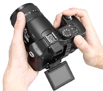Osmimilionový ultrazoom u Panasonicu
