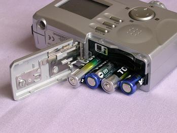 DiGICAM VQ2220: Jednoduchý foťák za nízkou cenu