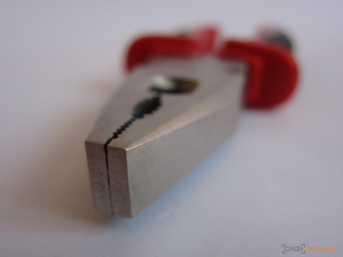 Canon IXUS 300 HS: superstylovka i pro náročné