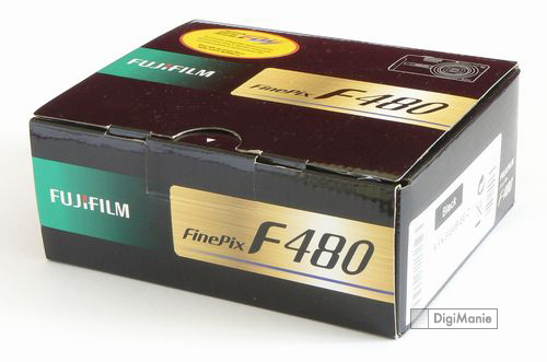 FinePix F480: levný kompakt se širokoúhlým objektivem