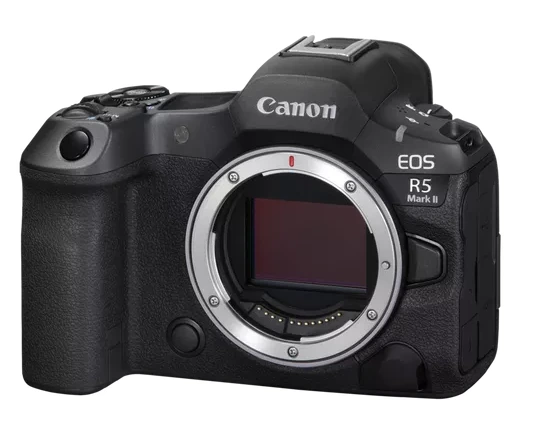 Canon EOS R5 Mark II dostává rychlejší 45MPx snímač i Eye Control AF