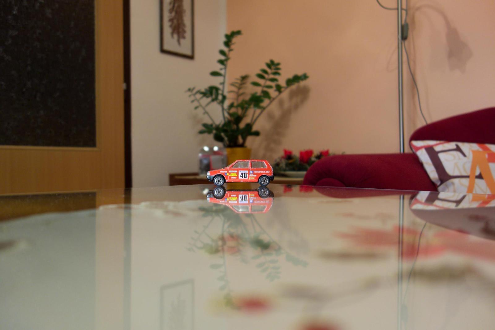 DSLR vs kompakt: Canon EOS 1200D s 18-55mm, Sony RX100