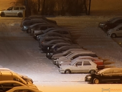 Sony SLT-A77: megapixelový přeborník