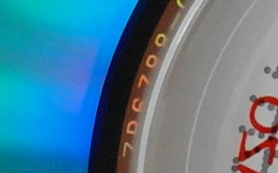 Samsung NX100: "zrcadlovka" do kapsy