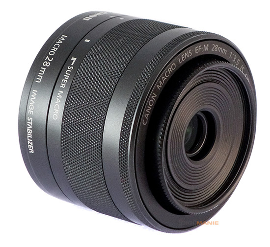 Canon EF-M 28mm f/3.5 Macro IS STM