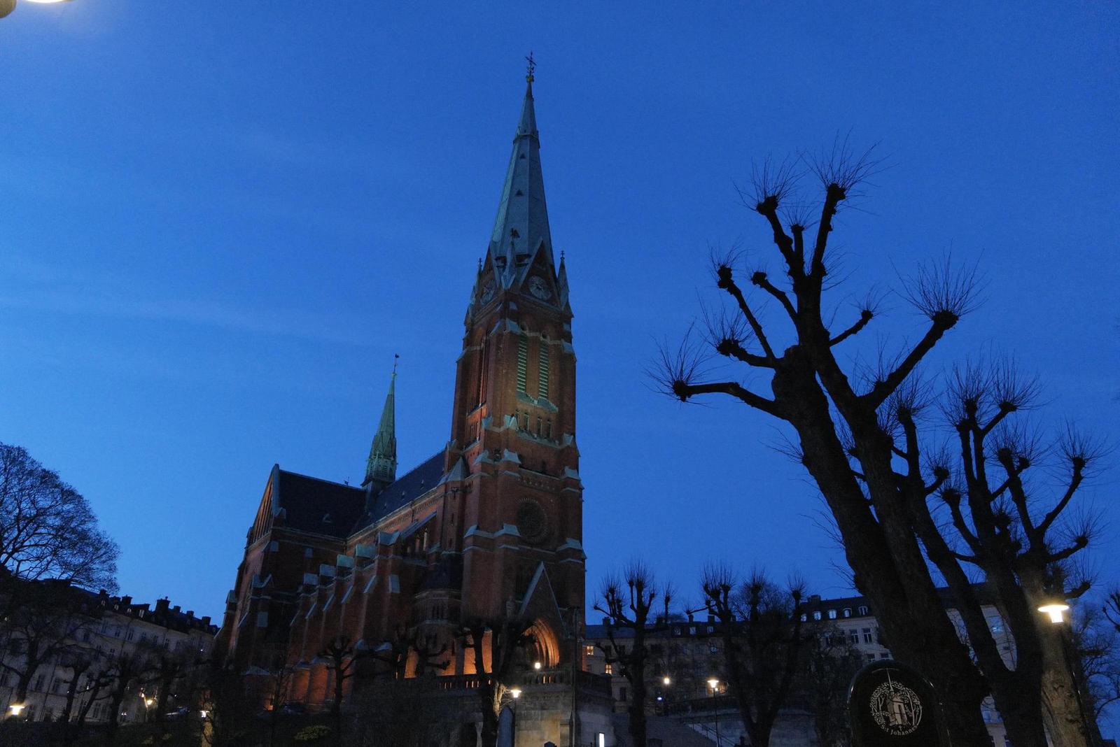 Panasonic Lumix S1R: sebevědomý vstup do FF